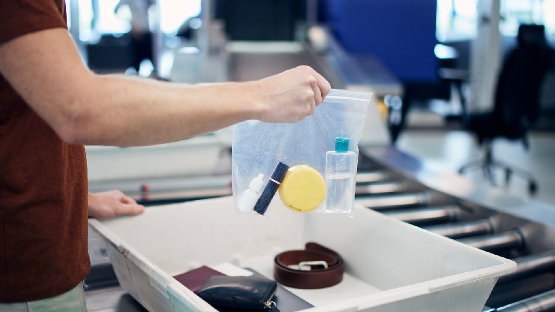 EU airports see 100ml liquid rule reintroduced