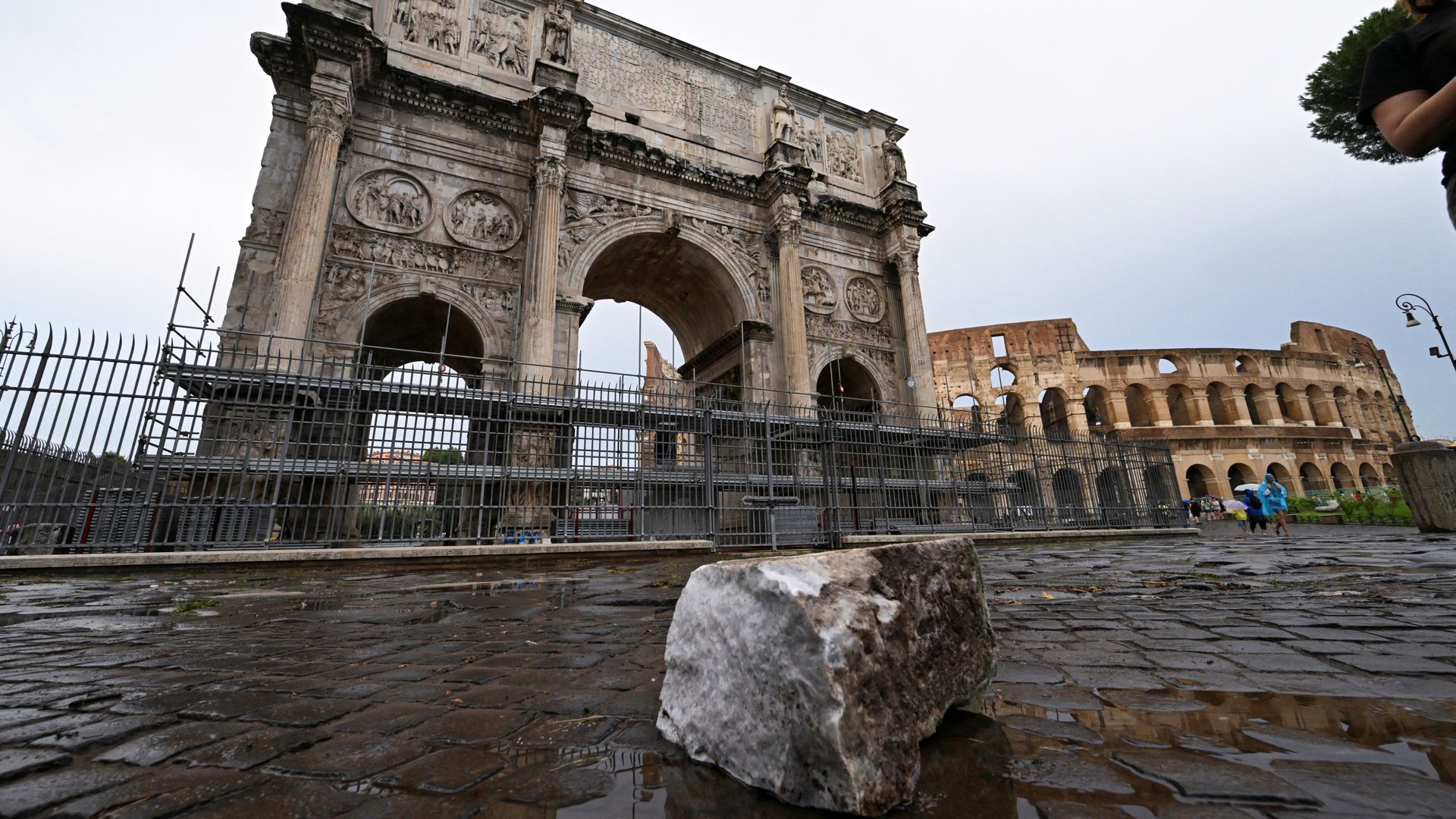 Lightning strike damages Rome’s ancient Arch of Constantine