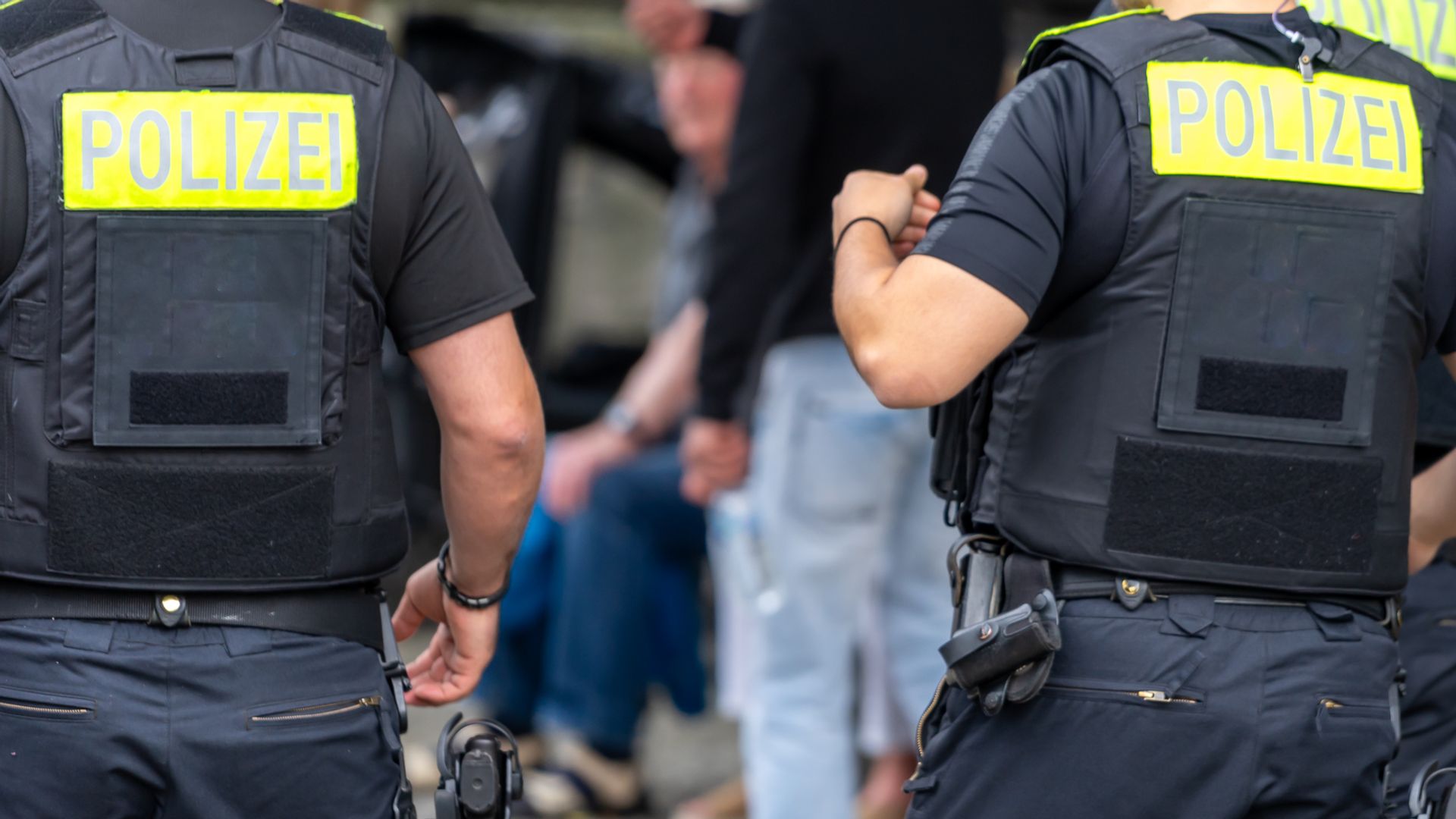Berlin school evacuated after ‘irritant gas’ reported
