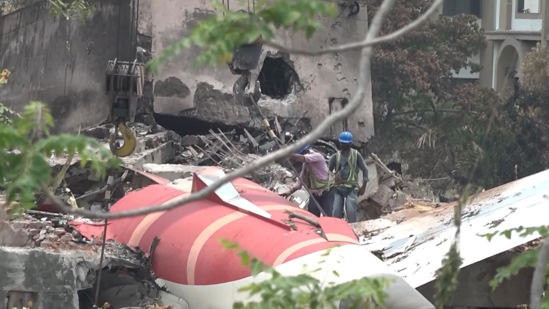 ‘We feel utterly abandoned’: Families of British Air India crash victims criticise UK government’s response