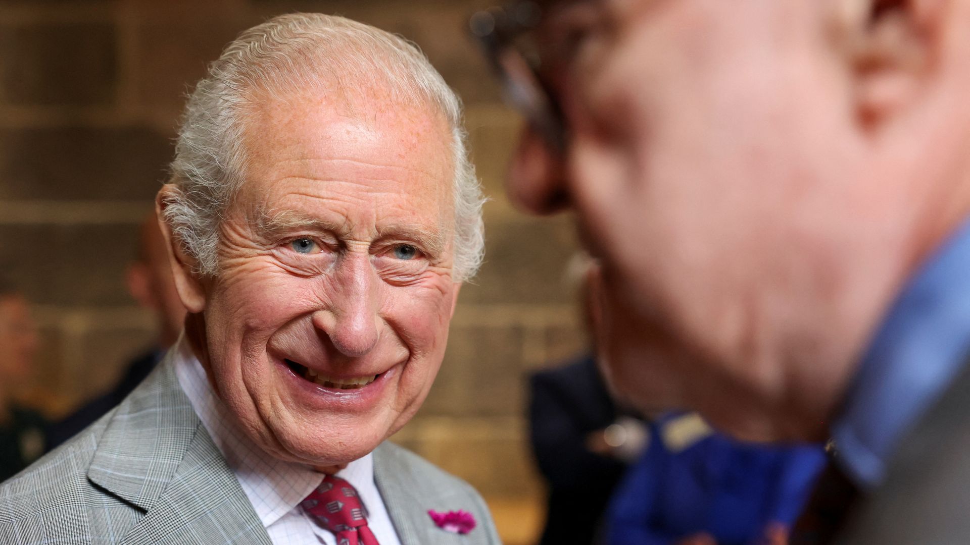 King greets ‘amazing’ D-Day veteran – and tells him ‘keep drinking the whisky’