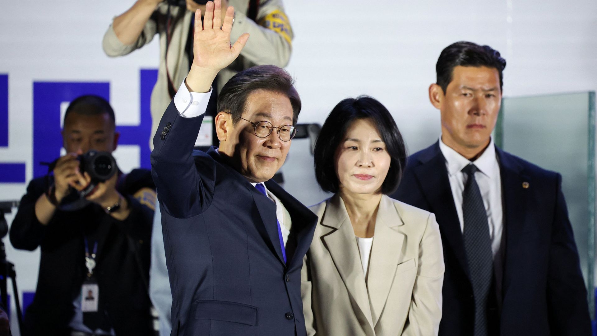 Liberal opposition candidate poised to win South Korea’s presidential election