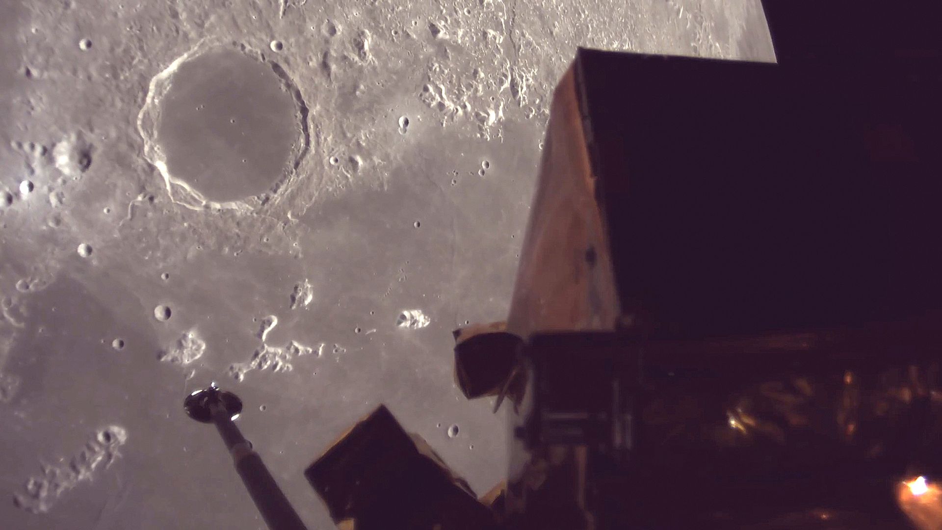Japanese company attempts privately-financed moon landing