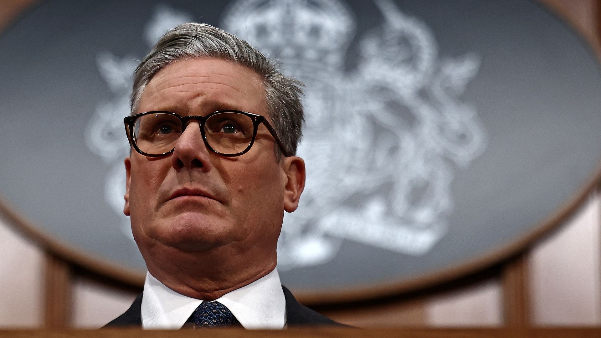 Revealed: The frantic phone calls Starmer’s team are making to stop rebellion that could defeat him