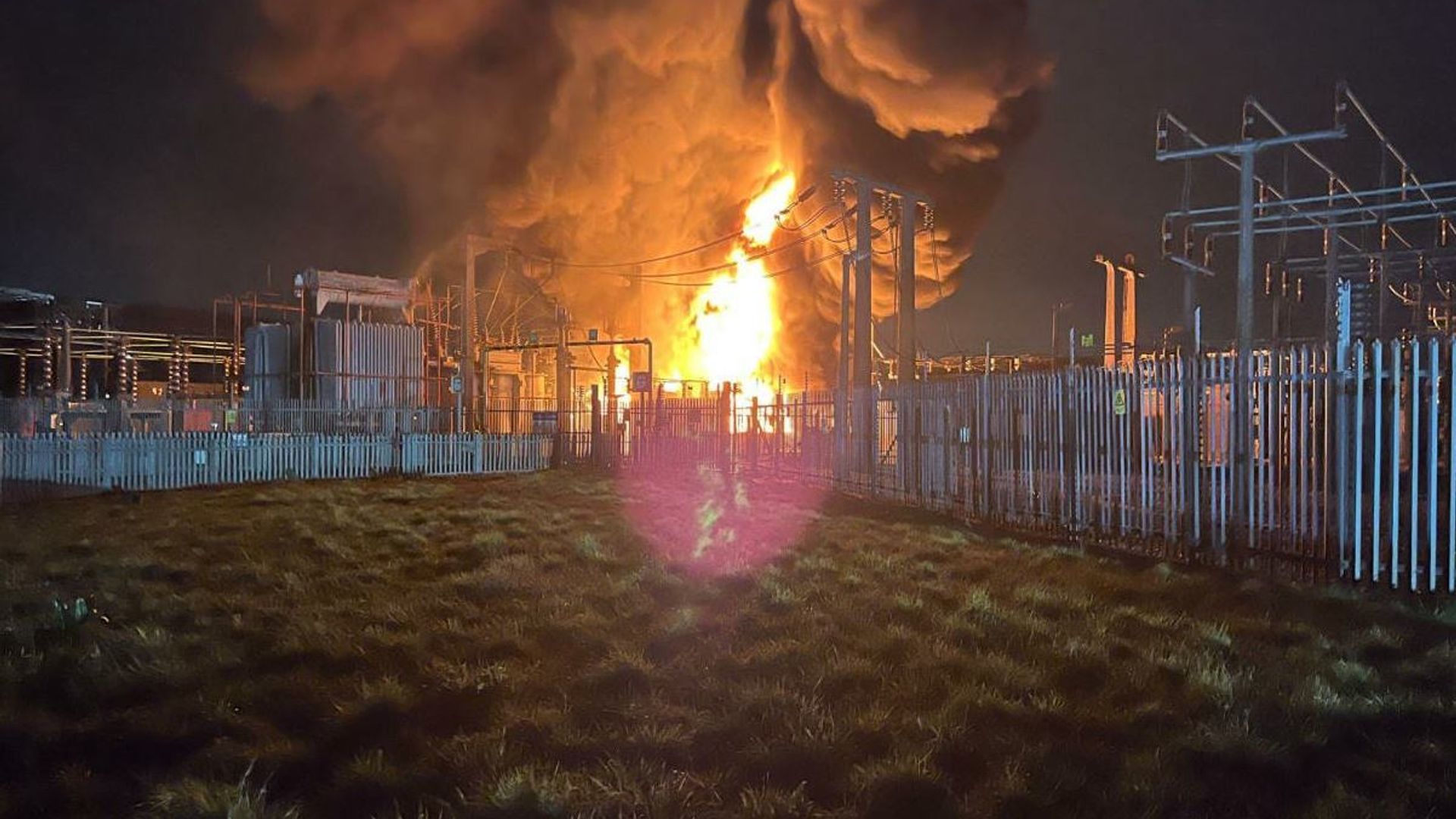 ‘Catastrophic failure’ that led to Heathrow power outage revealed – as report outlines missed chances to prevent it
