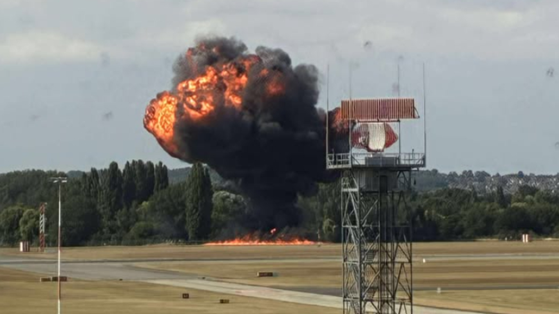 Fireball at Southend Airport after small plane crashes – as witness says pilots waved to children before take-off